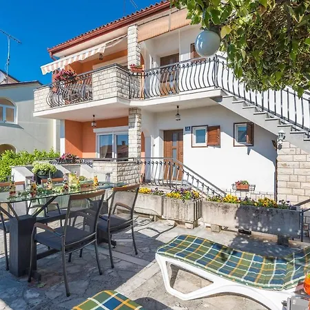 Loredana Apartment Porec