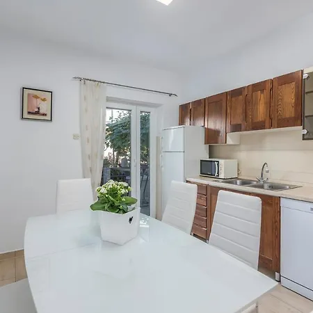 Loredana Apartment Porec