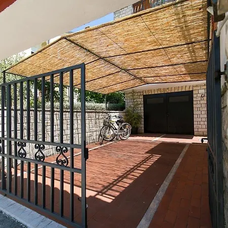 Loredana Apartment Porec